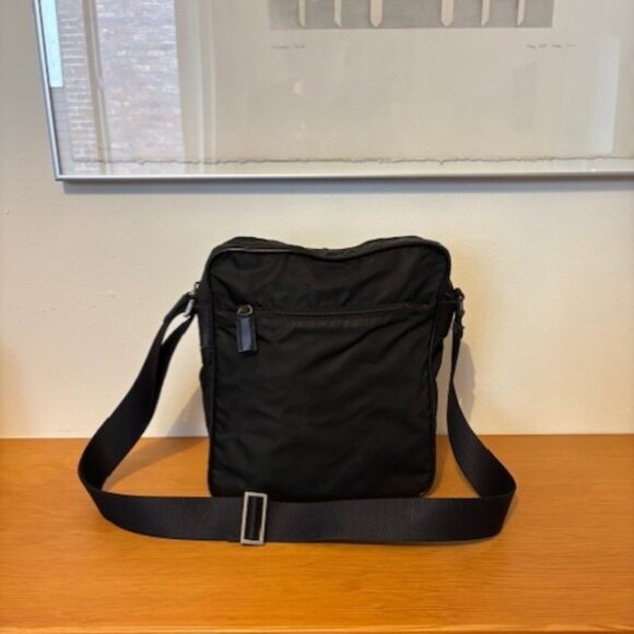 Authentic Prada Nylon and Leather Bag- Crossbody Adjustable strap Black Classic
